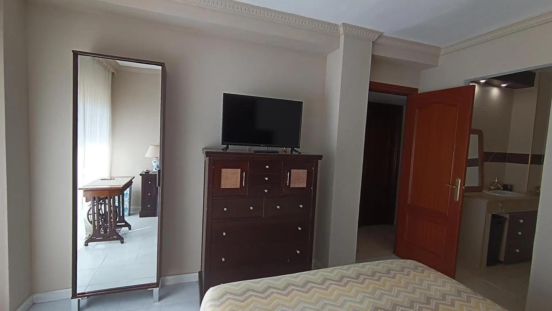 Homestay Una Suite Con Vistas Marbella
